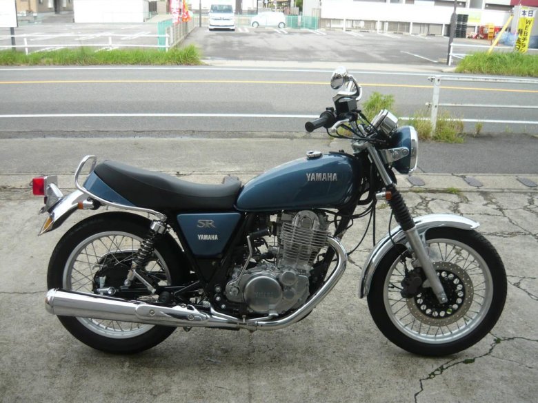 Yamaha sr400