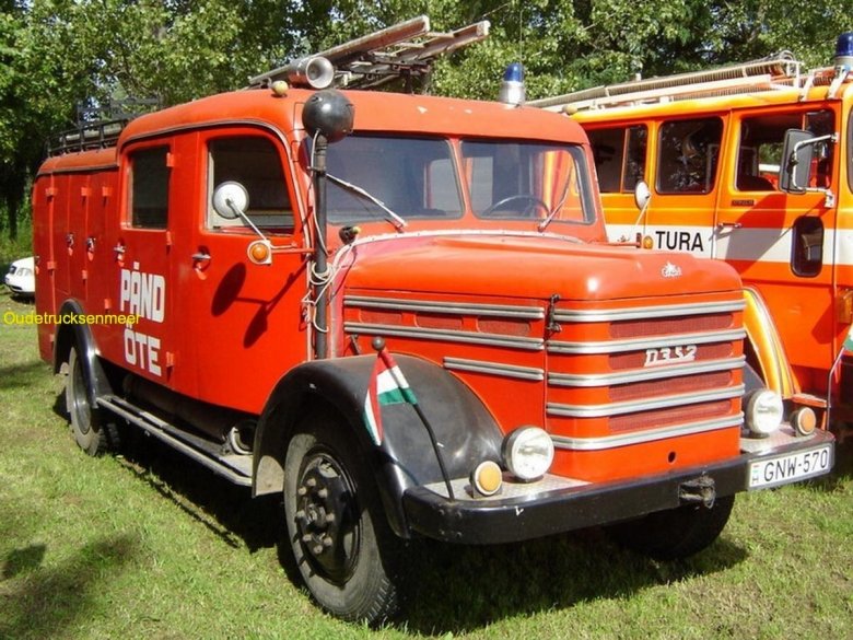 Пожарная машина пожарный