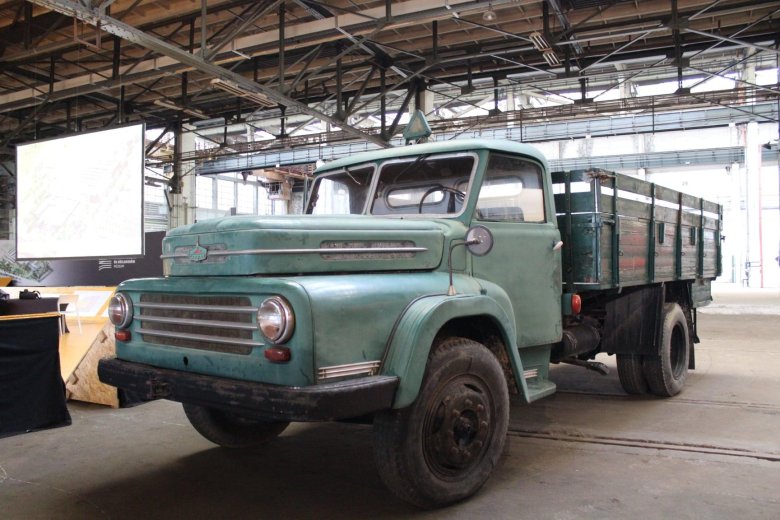 Csepel automobile factory