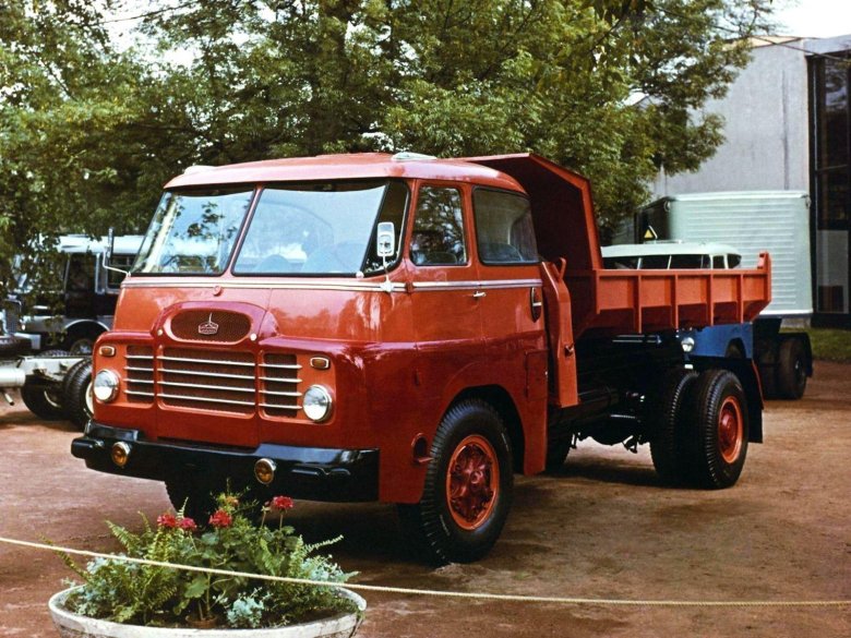 Венгерские грузовики чепель