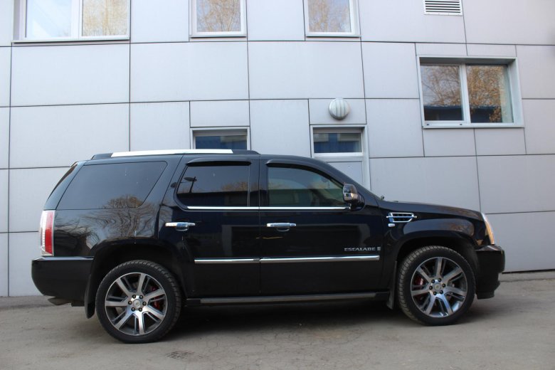 Кадиллак эскалейд 3