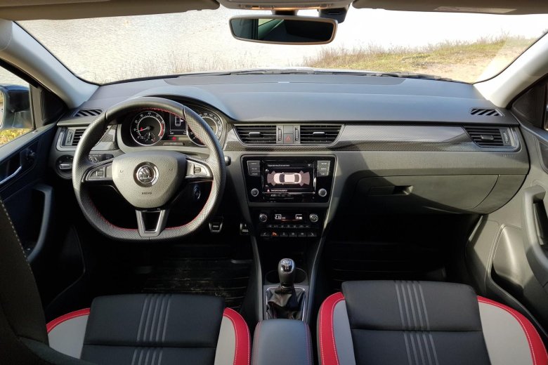 Skoda rapid monte carlo 2019