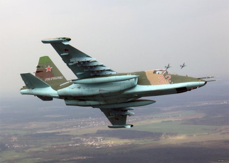 Штурмовик су 25 грач