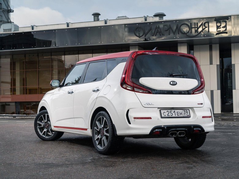 Киа соул 2020