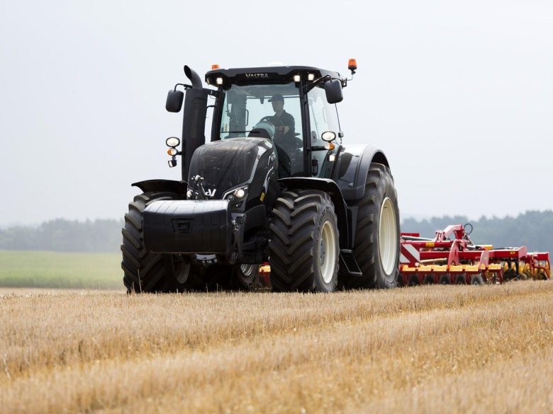 Трактора большие