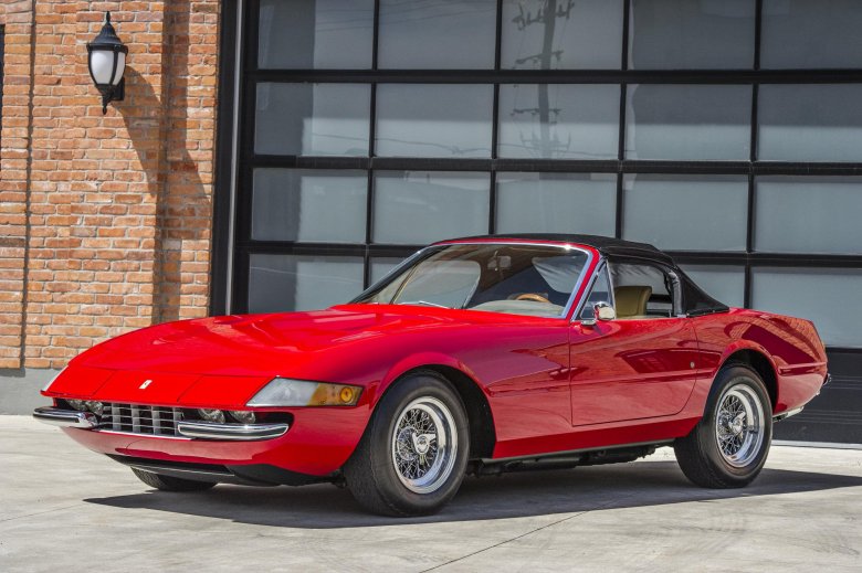 Ferrari 365 gtb/4 daytona spider