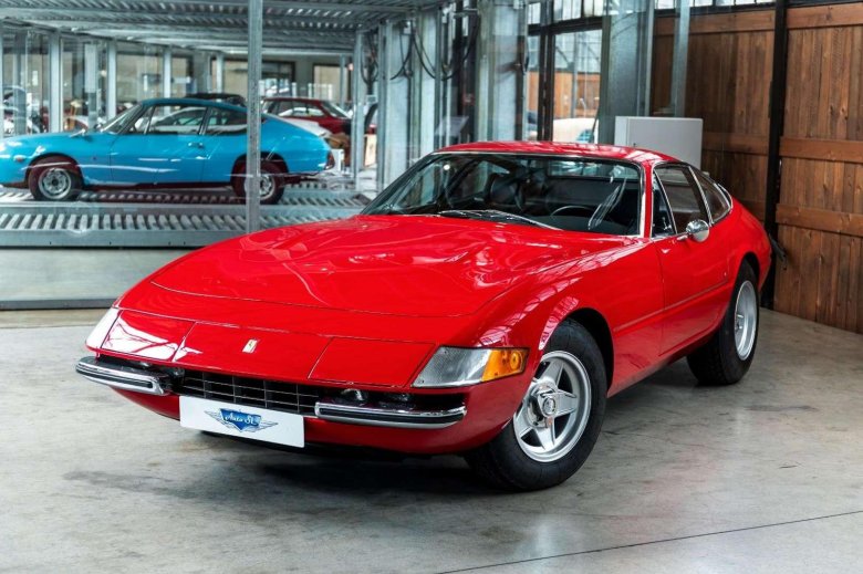 Ferrari 365 gtb/4 daytona