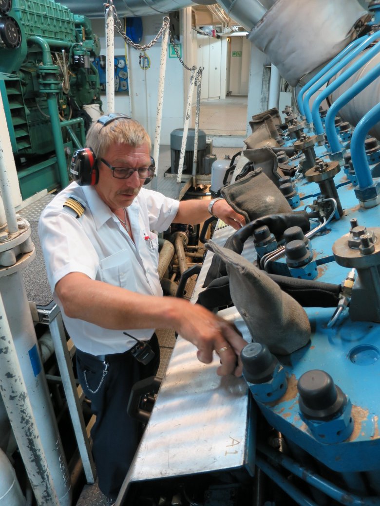 Капитан корабля аврасия мустафа