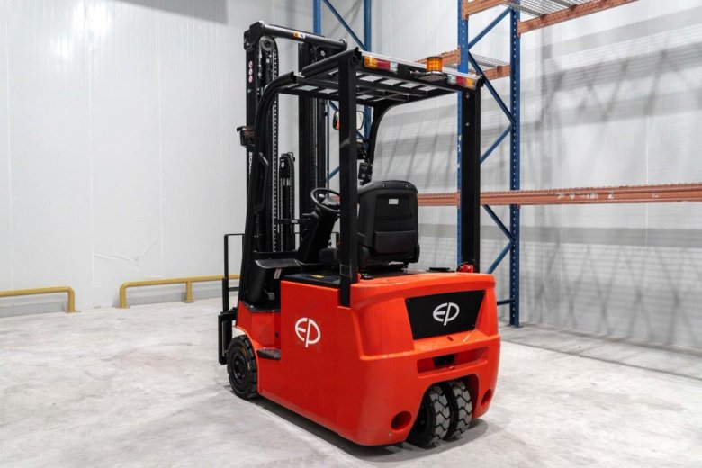 Электрический погрузчик