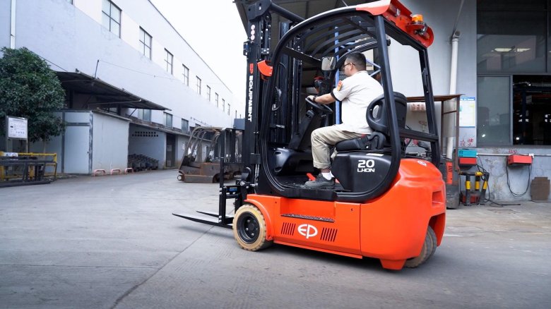 Автопогрузчик ep cpcd18t8