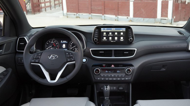 Hyundai tucson 2019 салон