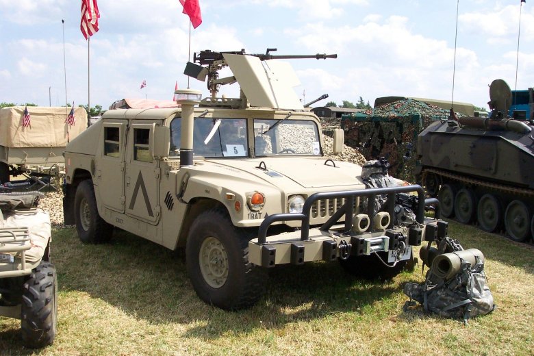 Hummer h1 humvee с пулеметом