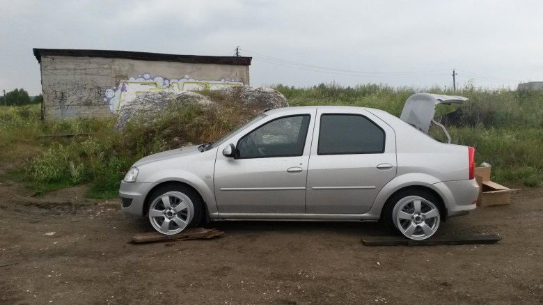 Рено логан 1 на 16 дисках