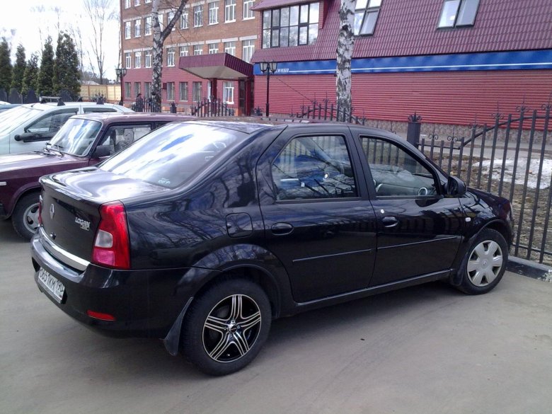 Рено логан на литье 15