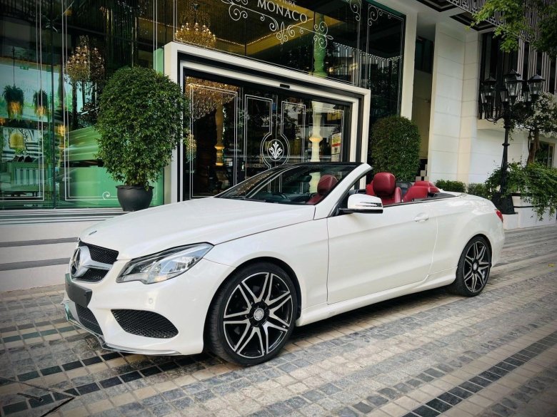 Mercedes benz e class cabriolet