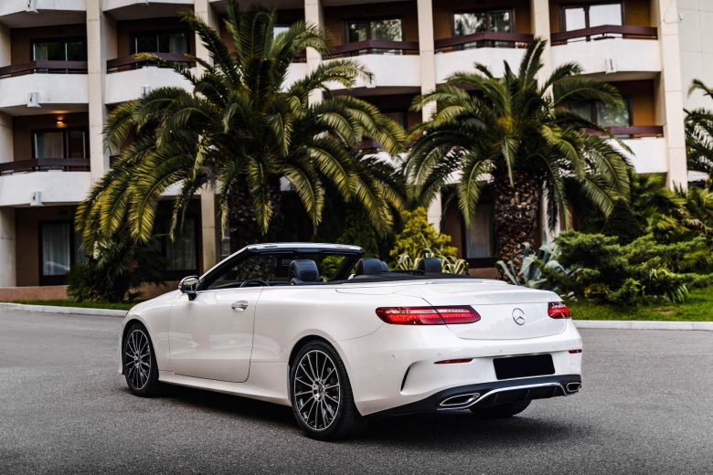 Кабриолет мерседес 2023 белый