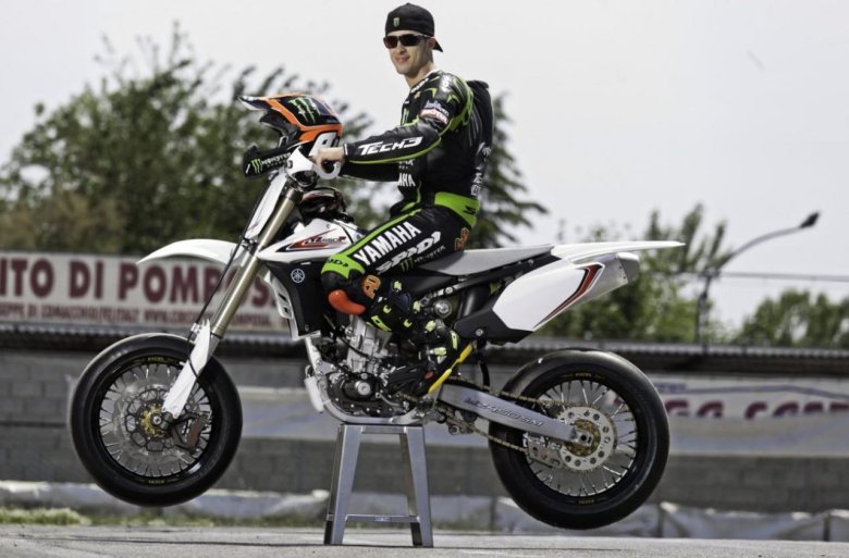 Ямаха 450 мотард