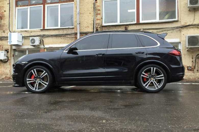 Порше кайен 958 r21