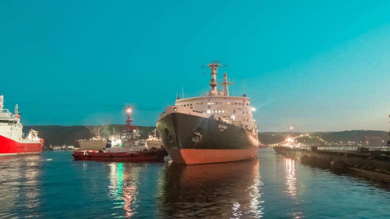 Ледокол мурманск