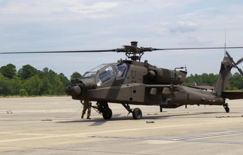 Боевой вертолет апач