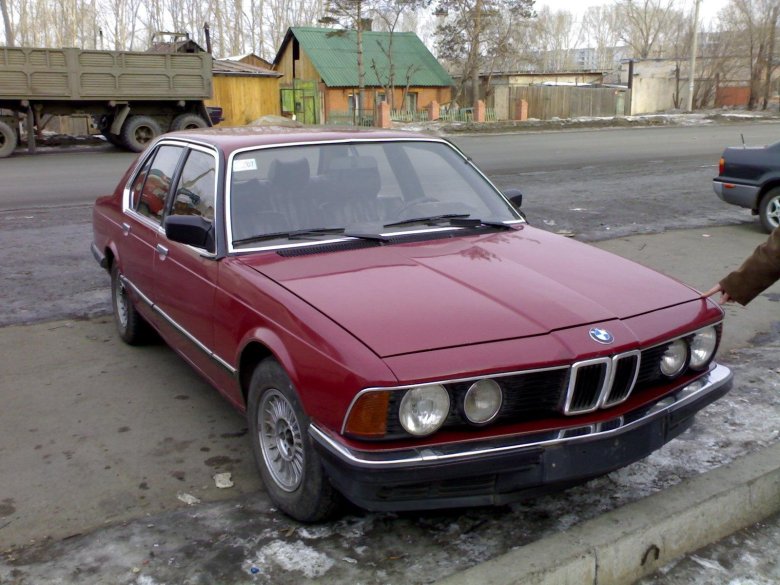 Bmw 728 e23