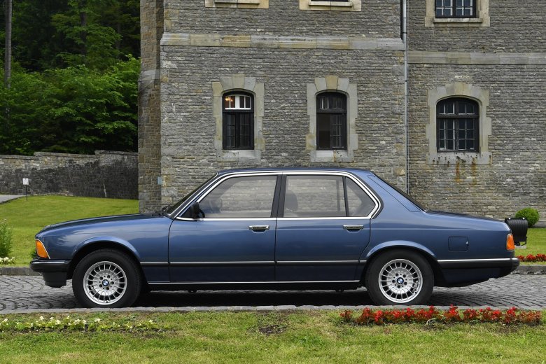 Бмв 7 серия 1979