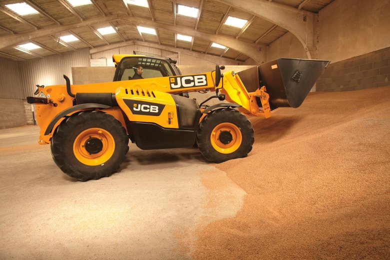Телескопический погрузчик jcb 531 70