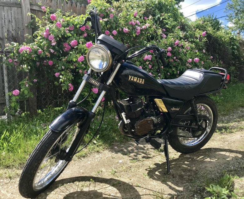 Мотоцикл yamaha