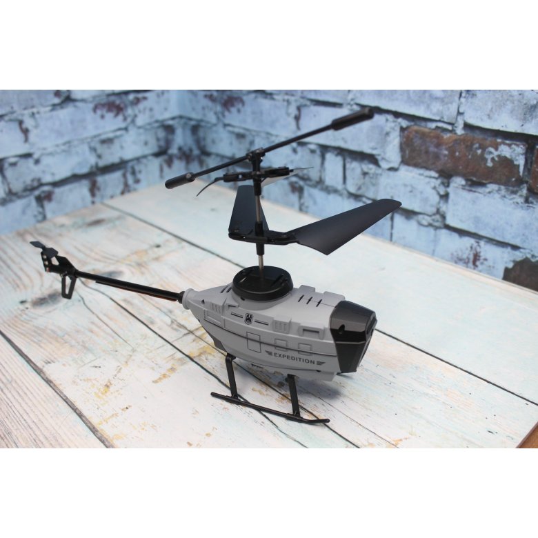 Радиоуправляемый вертолет