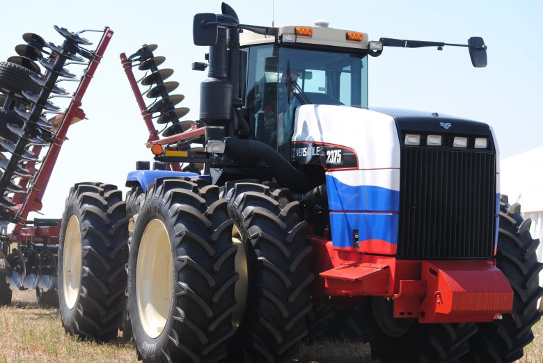 Сельскохозяйственный трактор ростсельмаш