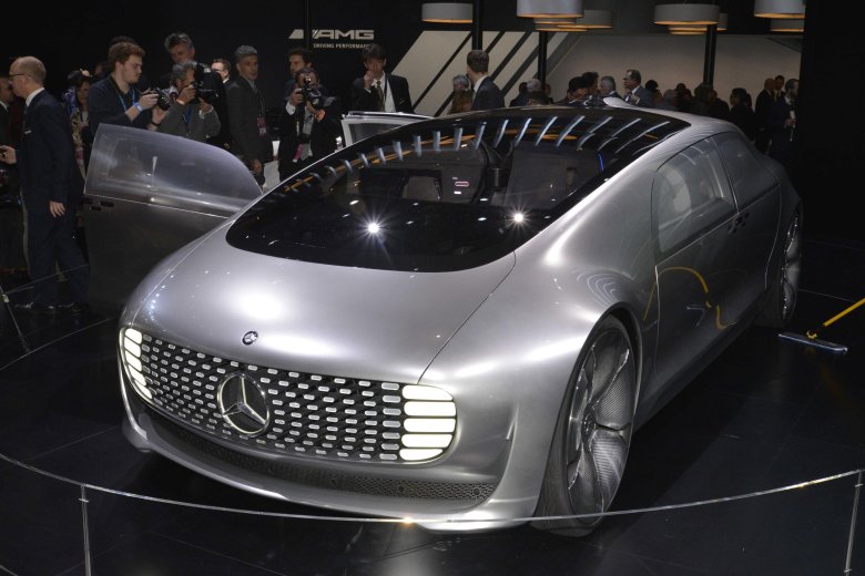 Mercedes benz f 015