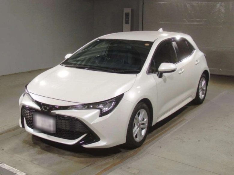 Тойота королла туринг 2020