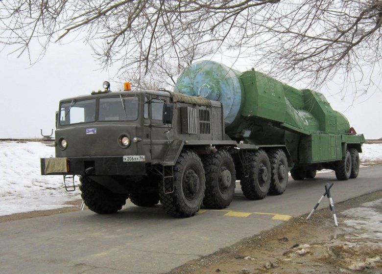 Ракетовоз маз 537