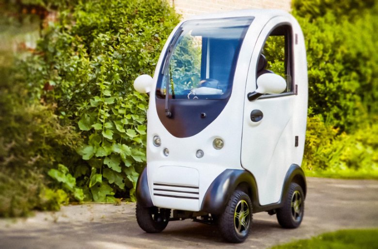 Маленький электрокар