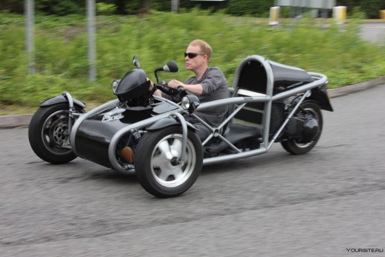 Обратный трайк с мотором 50сс