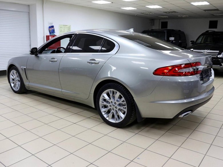 Jaguar xf i