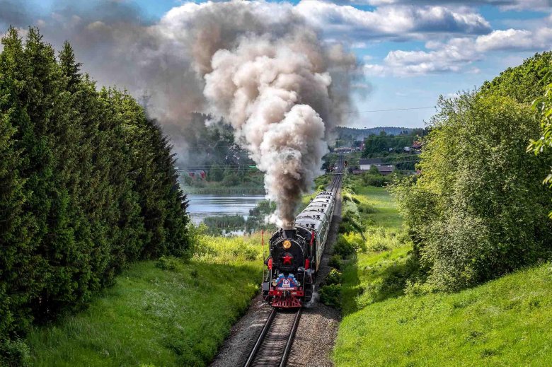 Ретропоезд рускеальский экспресс