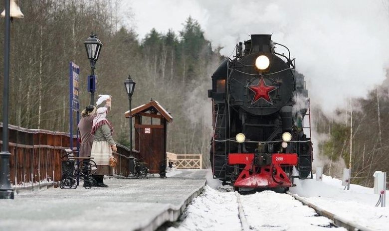 Рускеала ретропоезд