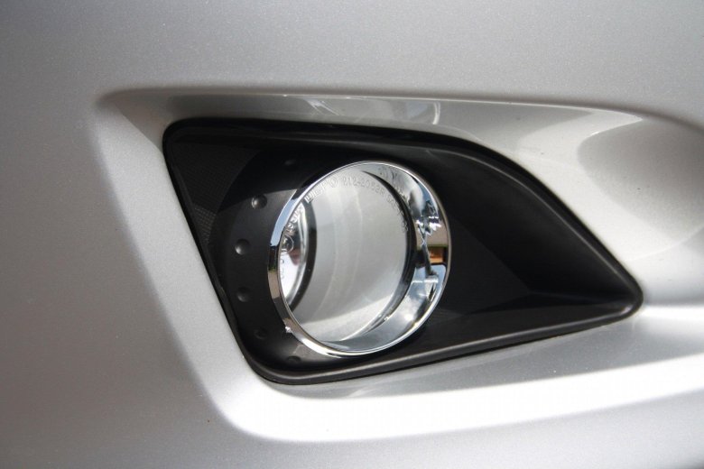 Передние противотуманные фары