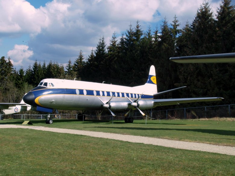Lockheed l-1049 constellation