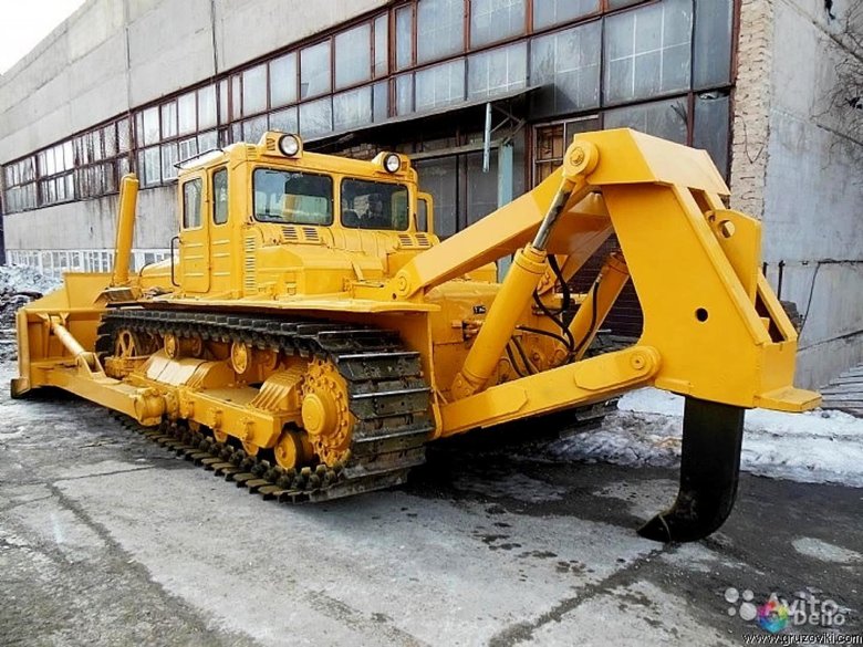 Бульдозер с рыхлителем