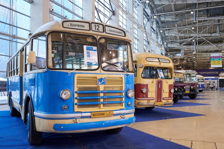 Советский автобус лиаз