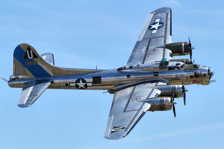 Boeing b-17 flying fortress