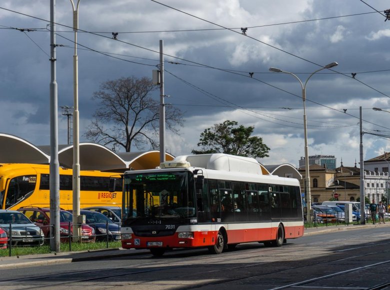 Автобусный транспорт