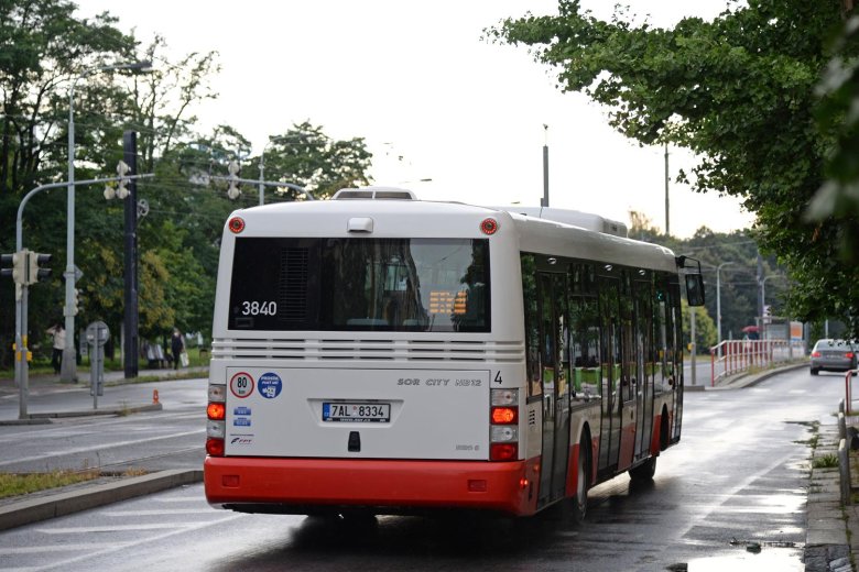 Баз автобус