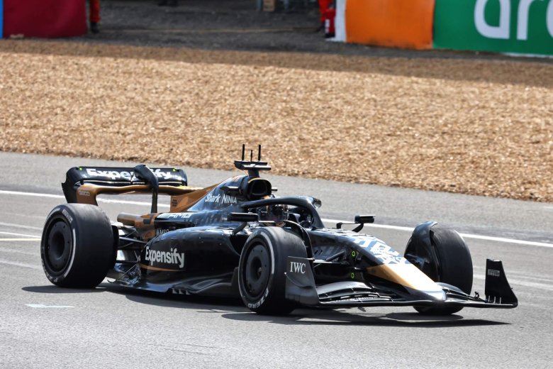 Болид ф1 хонда