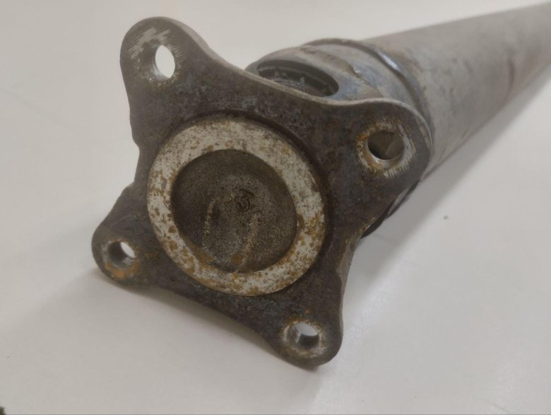 Вал карданный toyota