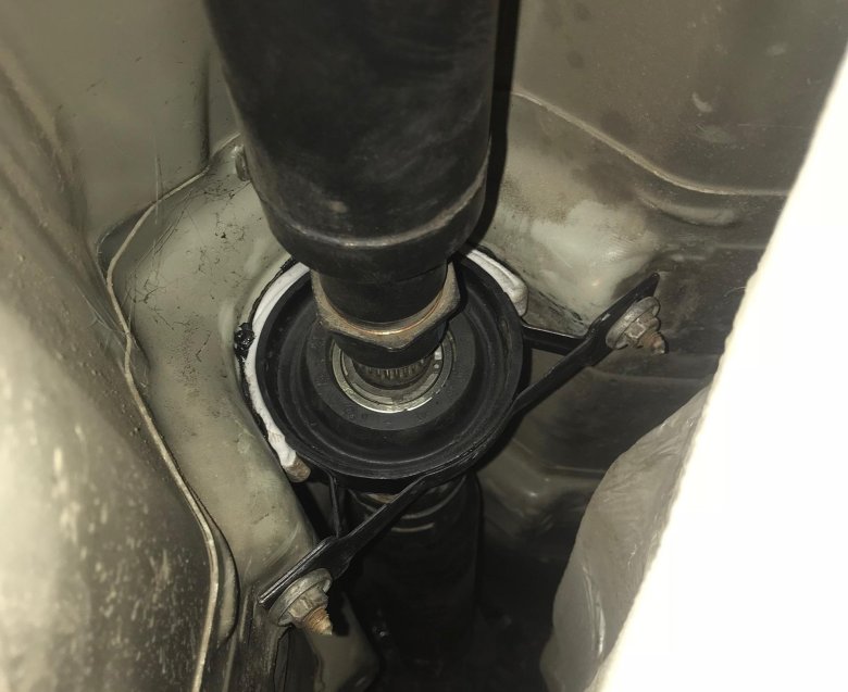 Подвесной подшипник карданного вала toyota