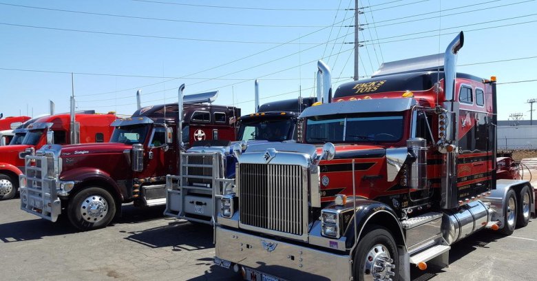 Тягач американский