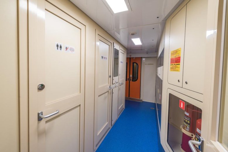 Двухэтажный поезд санкт петербург